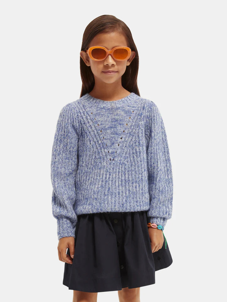 Voluminous-sleeved knit