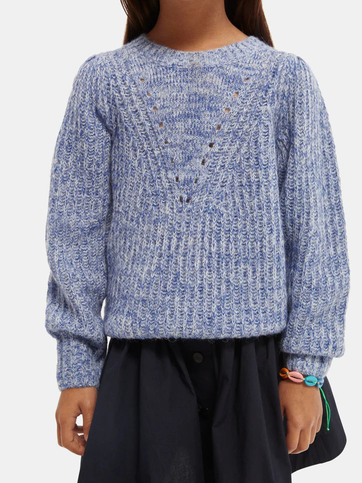 Voluminous-sleeved knit