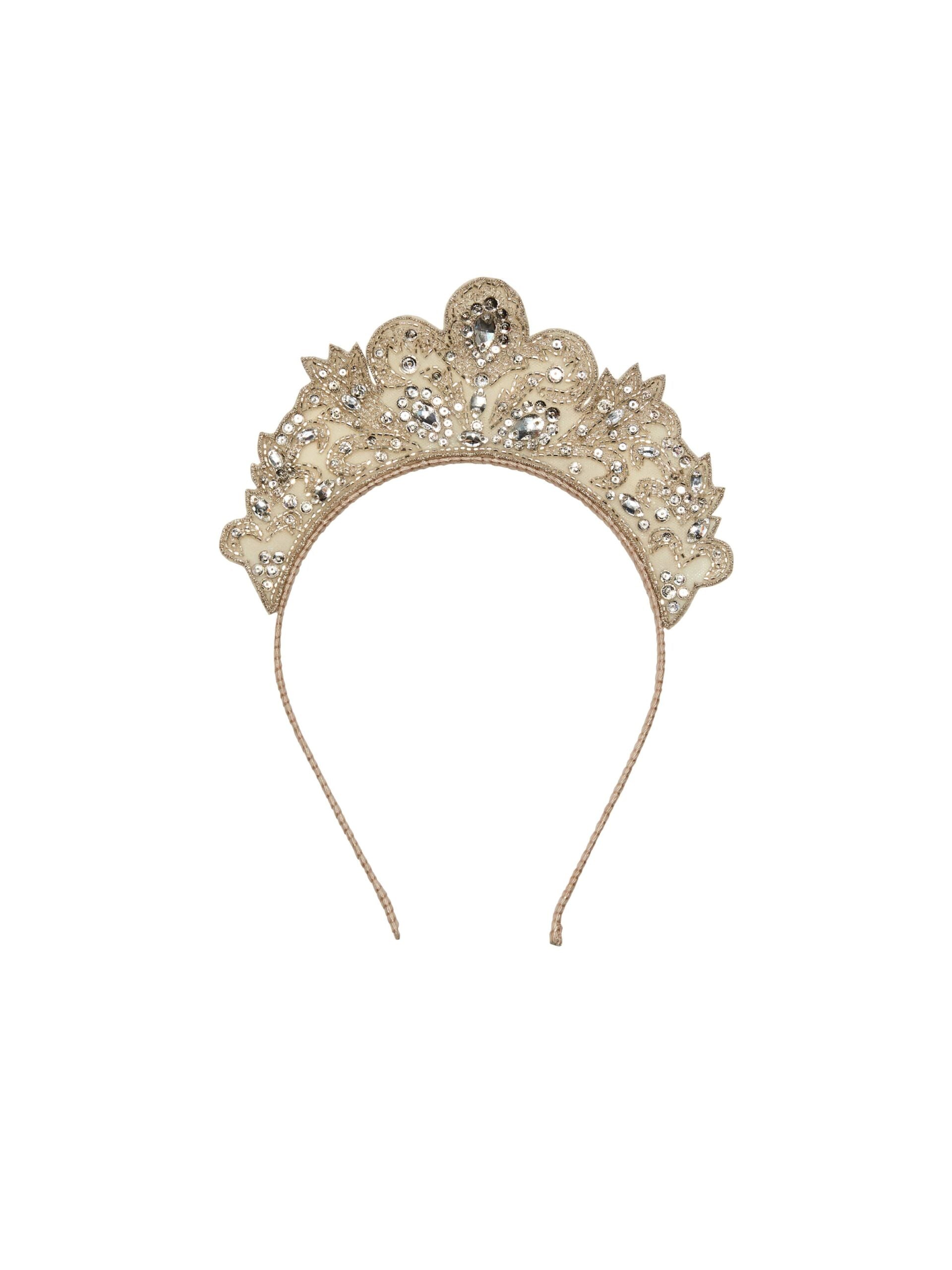 Neve Tiara